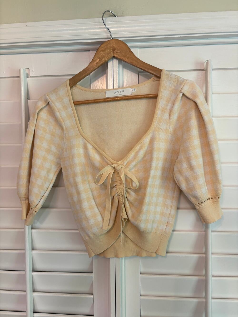 ASTR The Label Pink And White Plaid Top Size Medium